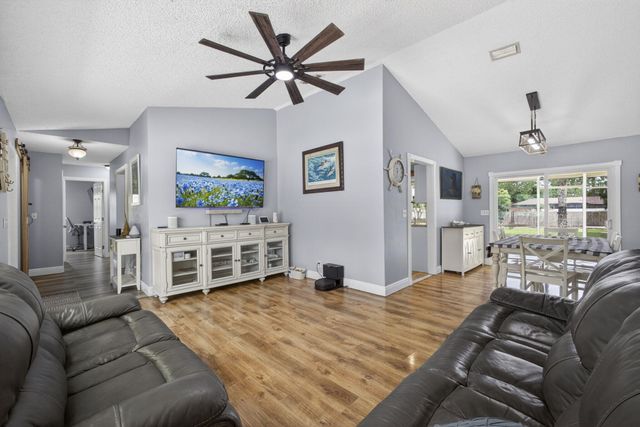 11127 46th Place N, West Palm Beach, FL 33411