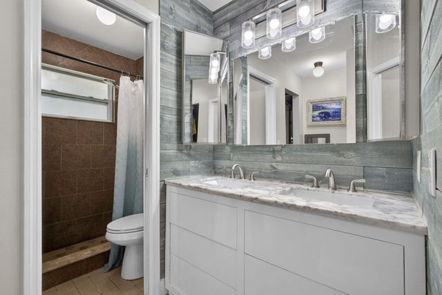 11127 46th Place N, West Palm Beach, FL 33411