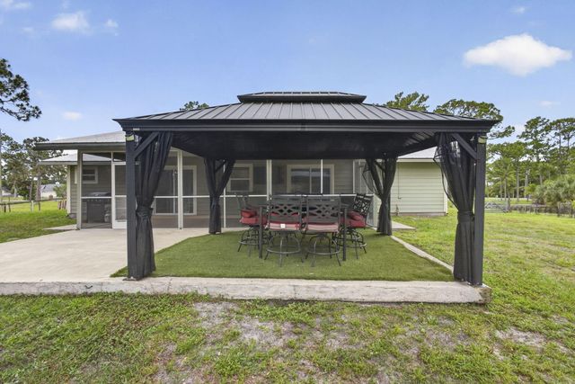11127 46th Place N, West Palm Beach, FL 33411