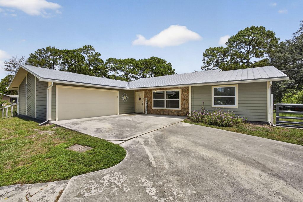 11127 46th Place N, West Palm Beach, FL 33411