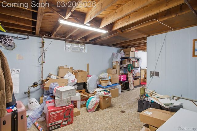 17630 Brady, Redford Charter Township, MI 48240