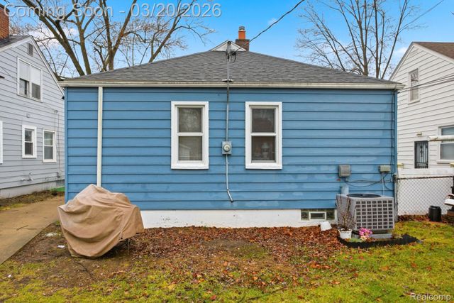 17630 Brady, Redford Charter Township, MI 48240