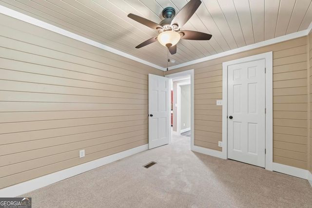 106 Twisting Hill Lane, Eatonton, GA 31024
