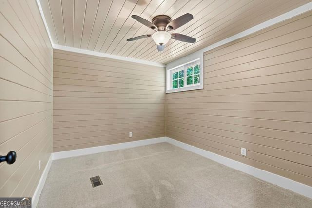 106 Twisting Hill Lane, Eatonton, GA 31024