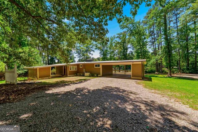 106 Twisting Hill Lane, Eatonton, GA 31024