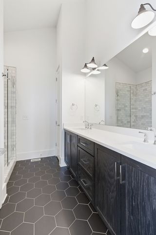 1202 Katie Ave, Nashville, TN 37207