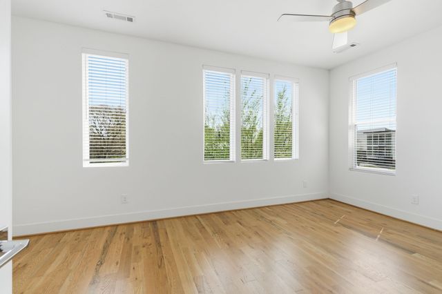 1202 Katie Ave, Nashville, TN 37207