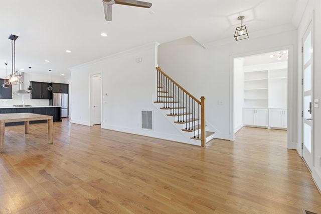 1202 Katie Ave, Nashville, TN 37207