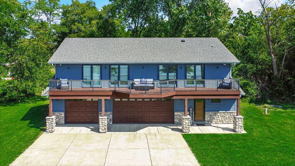 7912 Lake Shore Drive, Cedar Lake, IN 46303