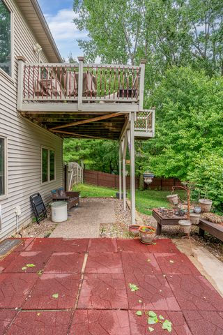 1585 DEER WOOD Drive, Bettendorf, IA 52722
