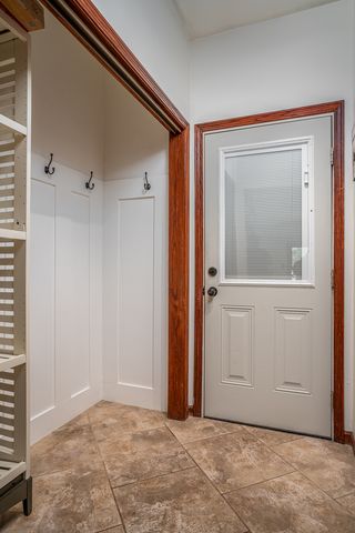 1585 DEER WOOD Drive, Bettendorf, IA 52722
