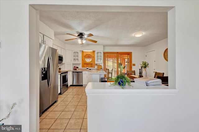 5451 GLEN ARM RD, Glen Arm, MD 21057