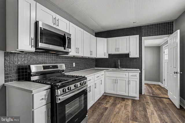 305 CHERRY ST, Columbia, PA 17512