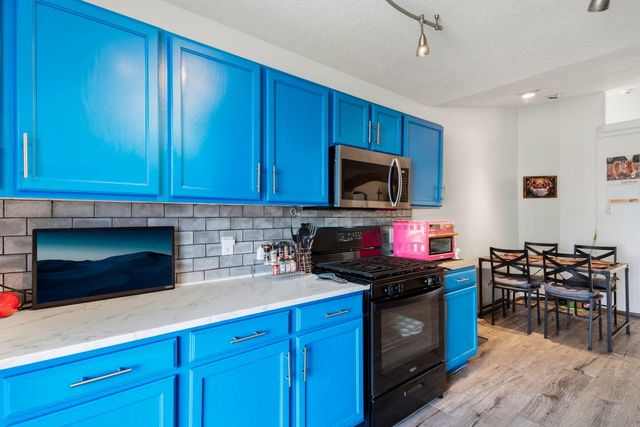1362 Vista Escondida Court SW, Los Lunas, NM 87031