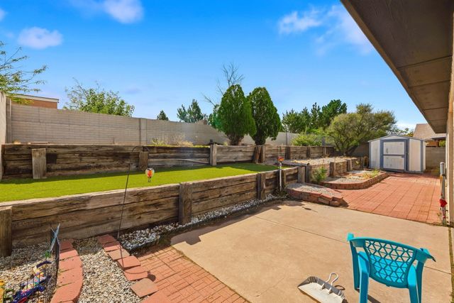 1362 Vista Escondida Court SW, Los Lunas, NM 87031