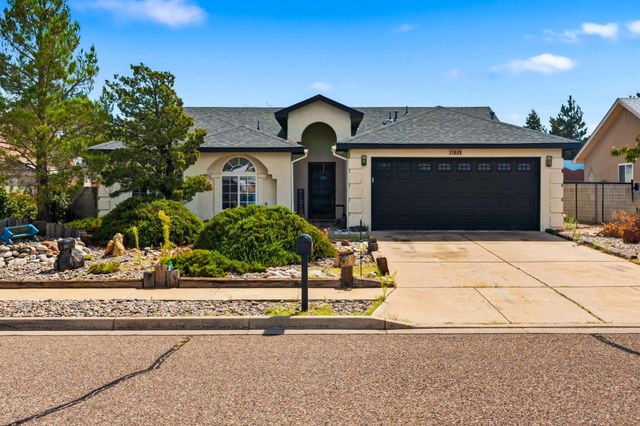 1362 Vista Escondida Court SW, Los Lunas, NM 87031