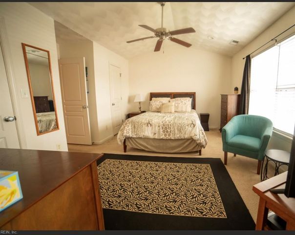 10 Rutland DR, Hampton, VA 23666