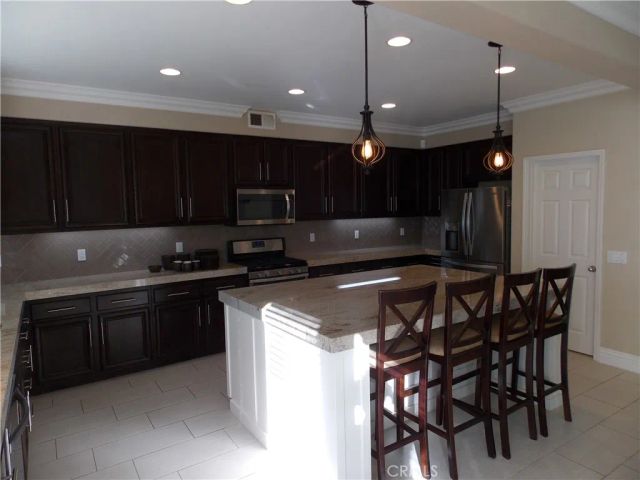 36069 Fresno Circle, Winchester, CA 92596