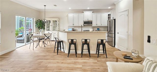 2538 Blackburn CIR, Cape Coral, FL 33991