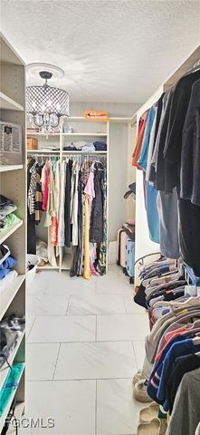 2538 Blackburn CIR, Cape Coral, FL 33991