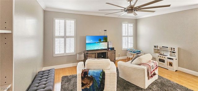 2538 Blackburn CIR, Cape Coral, FL 33991