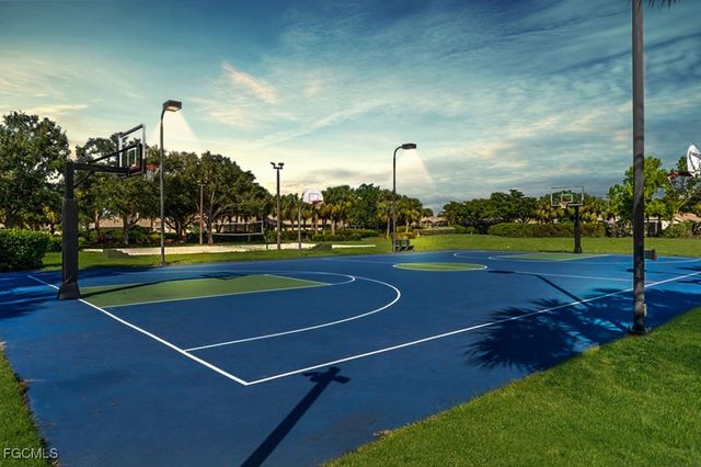 2538 Blackburn CIR, Cape Coral, FL 33991