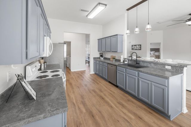 8517 High School Boulevard, Navarre, FL 32566