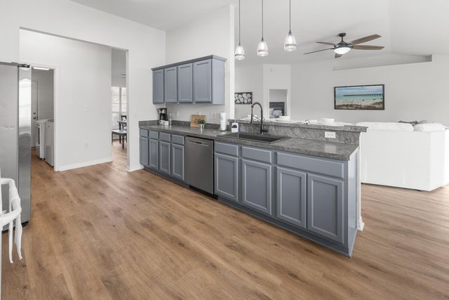 8517 High School Boulevard, Navarre, FL 32566