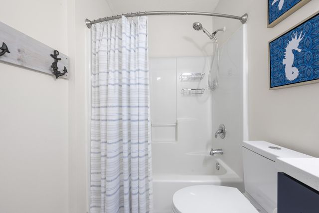 8517 High School Boulevard, Navarre, FL 32566