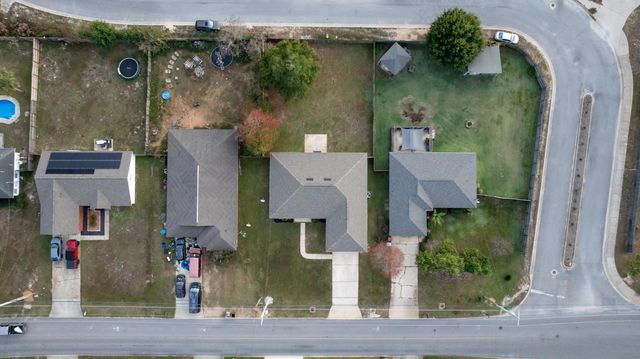 8517 High School Boulevard, Navarre, FL 32566