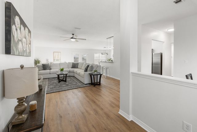 8517 High School Boulevard, Navarre, FL 32566