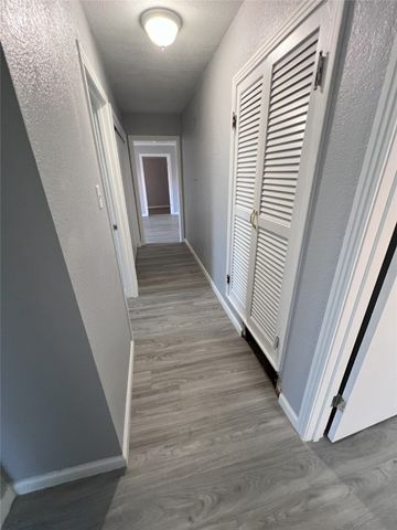 4025 Eastland Street, Fort Worth, TX 76119