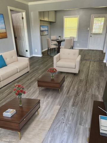 4025 Eastland Street, Fort Worth, TX 76119