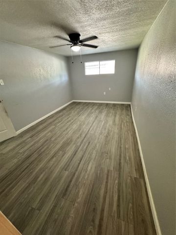 4025 Eastland Street, Fort Worth, TX 76119