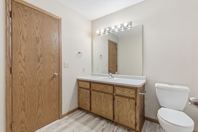 3230 Edgerton Street, Vadnais Heights, MN 55127