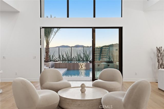 20454 W Albion Way, Porter Ranch, CA 91326