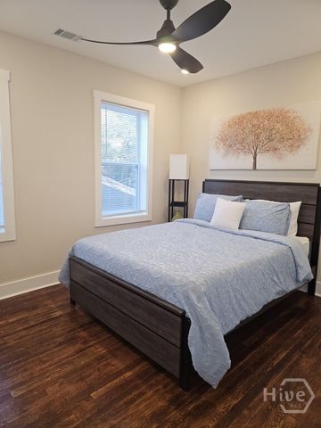 905 E Park Avenue B, Savannah, GA 31401