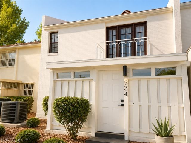 534 Tam O Shanter, Las Vegas, NV 89109