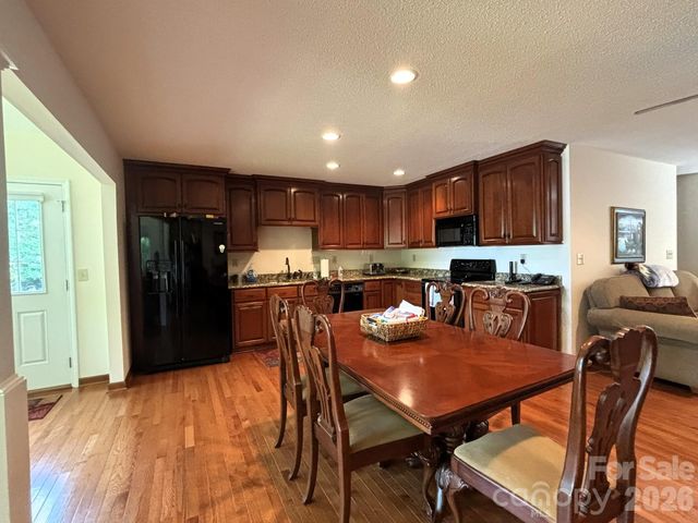 130 Canoe Court, Mount Gilead, NC 27306