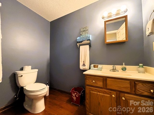 130 Canoe Court, Mount Gilead, NC 27306