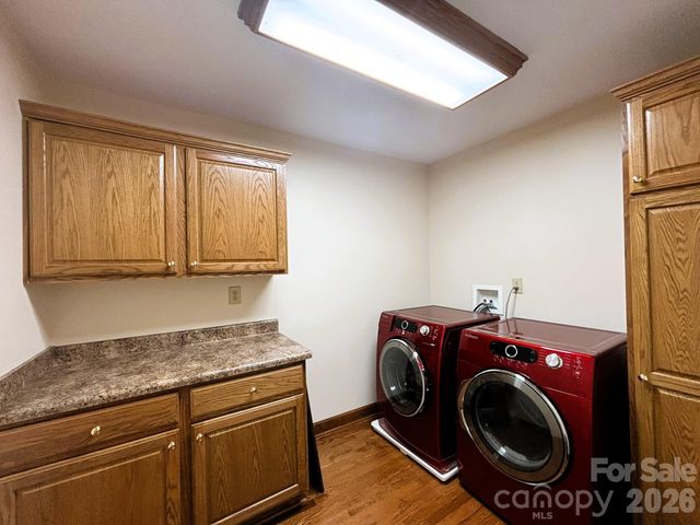 130 Canoe Court, Mount Gilead, NC 27306