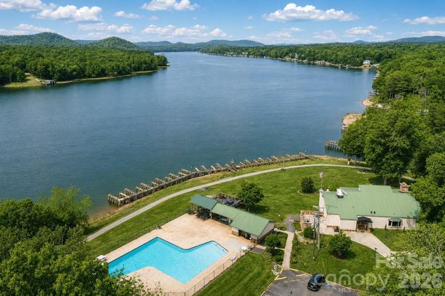 130 Canoe Court, Mount Gilead, NC 27306