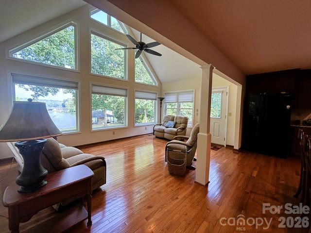 130 Canoe Court, Mount Gilead, NC 27306