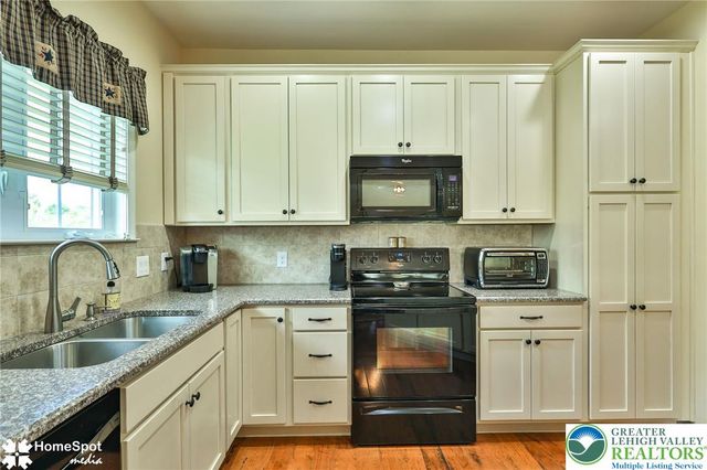 2615 Union Court, Hanover Twp, PA 18017