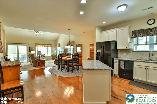 2615 Union Court, Hanover Twp, PA 18017