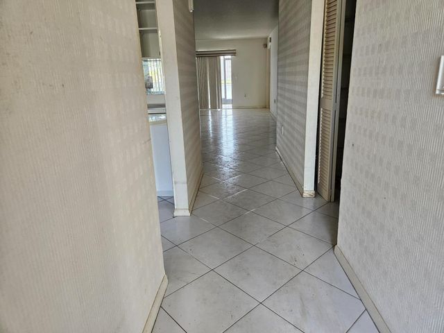 6065 Pointe Regal Circle 105, Delray Beach, FL 33484