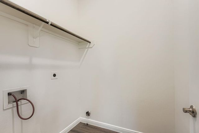 18315 Woods End, Rosharon, TX 77583