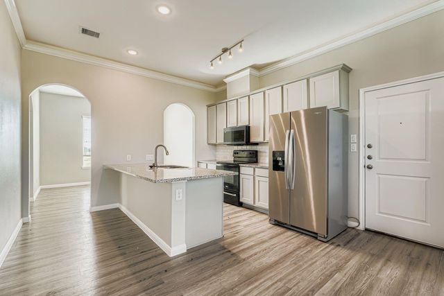 18315 Woods End, Rosharon, TX 77583