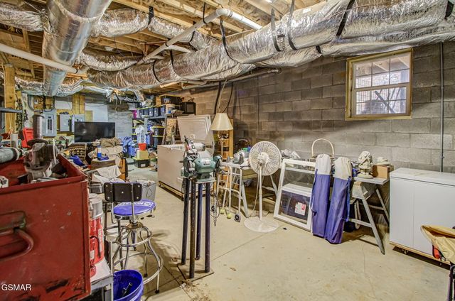 3875 Poplar Lane, Kodak, TN 37764