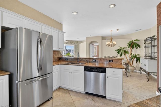 6285 Wilshire Pines CIR 701, Naples, FL 34109